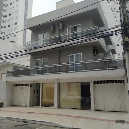 Apartamento No Centro - 1 Balneário Camboriú المظهر الخارجي الصورة