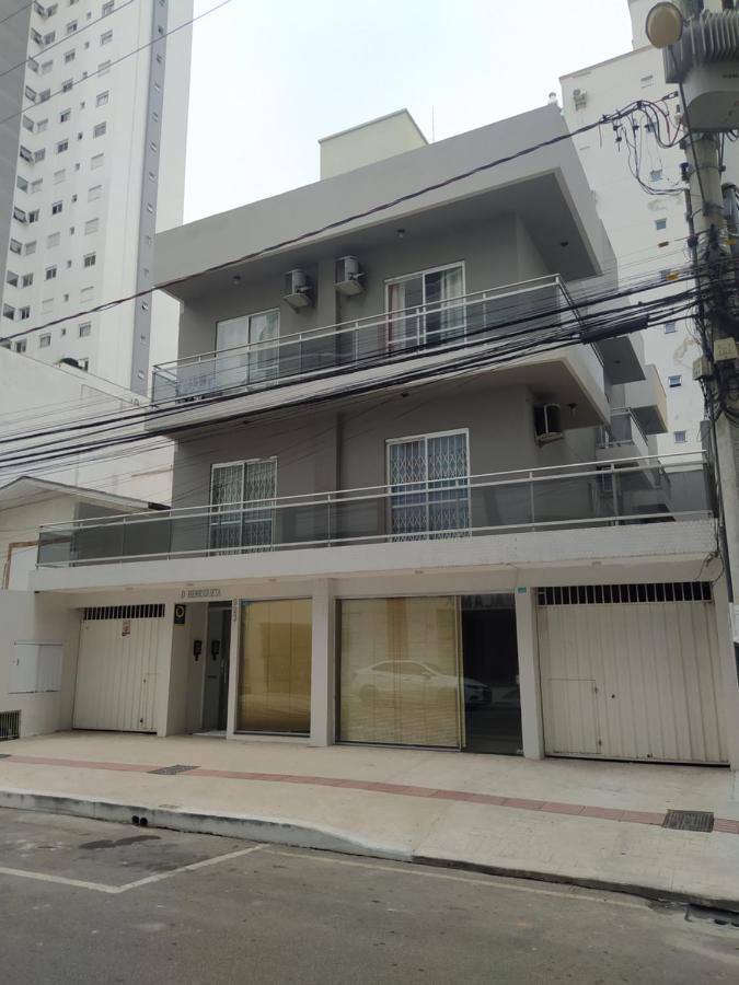 Apartamento No Centro - 1 Balneário Camboriú المظهر الخارجي الصورة